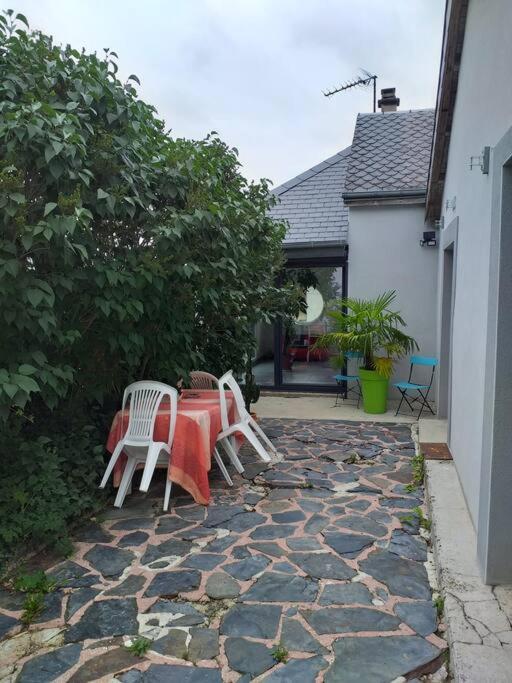 Maison A La Campagne Pres De La *